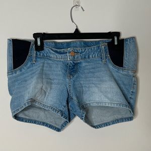 Isabel Maternity- Jean shorts